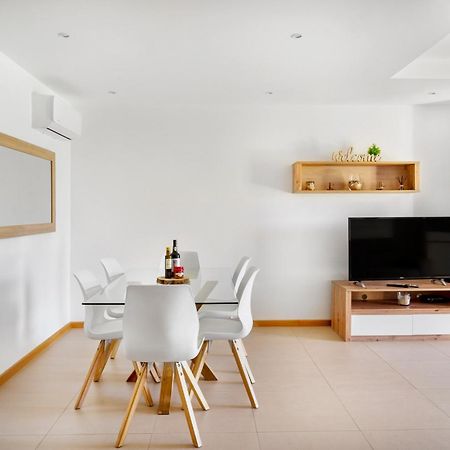 אלבופיירה Apartamento No Condominio Baia Village Com Piscina מראה חיצוני תמונה