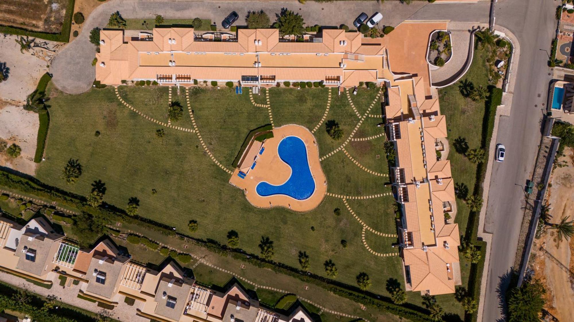 אלבופיירה Apartamento No Condominio Baia Village Com Piscina מראה חיצוני תמונה