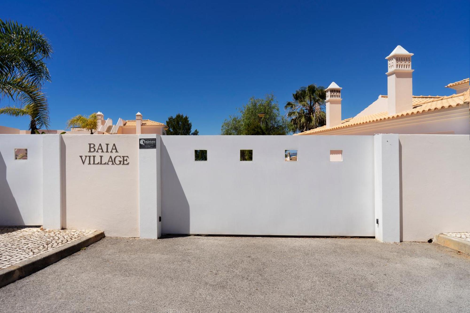 אלבופיירה Apartamento No Condominio Baia Village Com Piscina מראה חיצוני תמונה